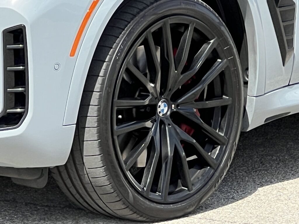 2025 Bmw X5 M60i photo 14