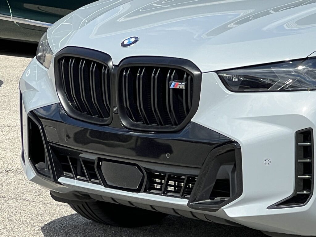 2025 Bmw X5 M60i photo 12