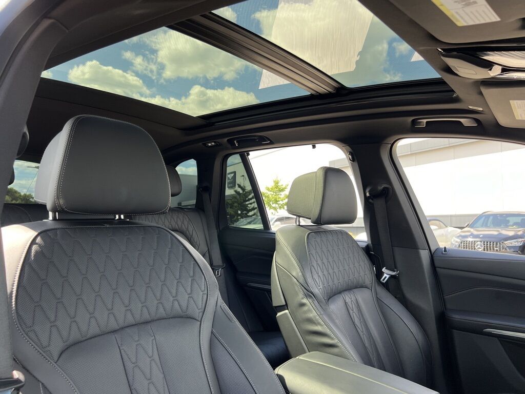 2025 Bmw X5 M60i photo 23