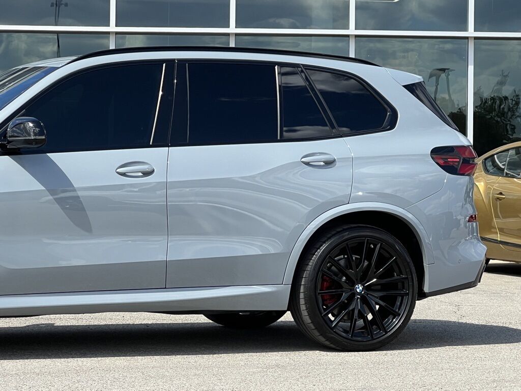 2025 Bmw X5 M60i photo 10