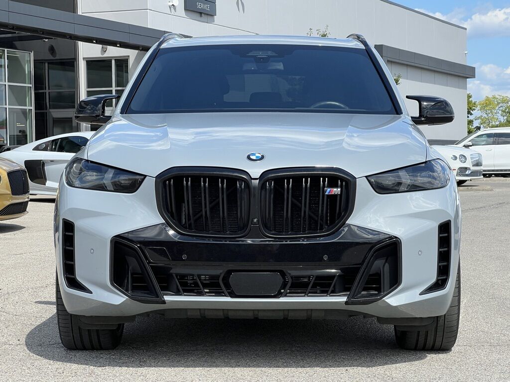 2025 Bmw X5 M60i photo 3