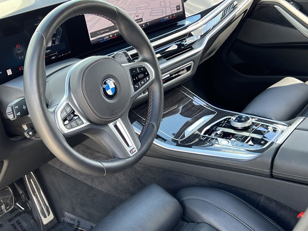 2025 Bmw X5 M60i photo 16