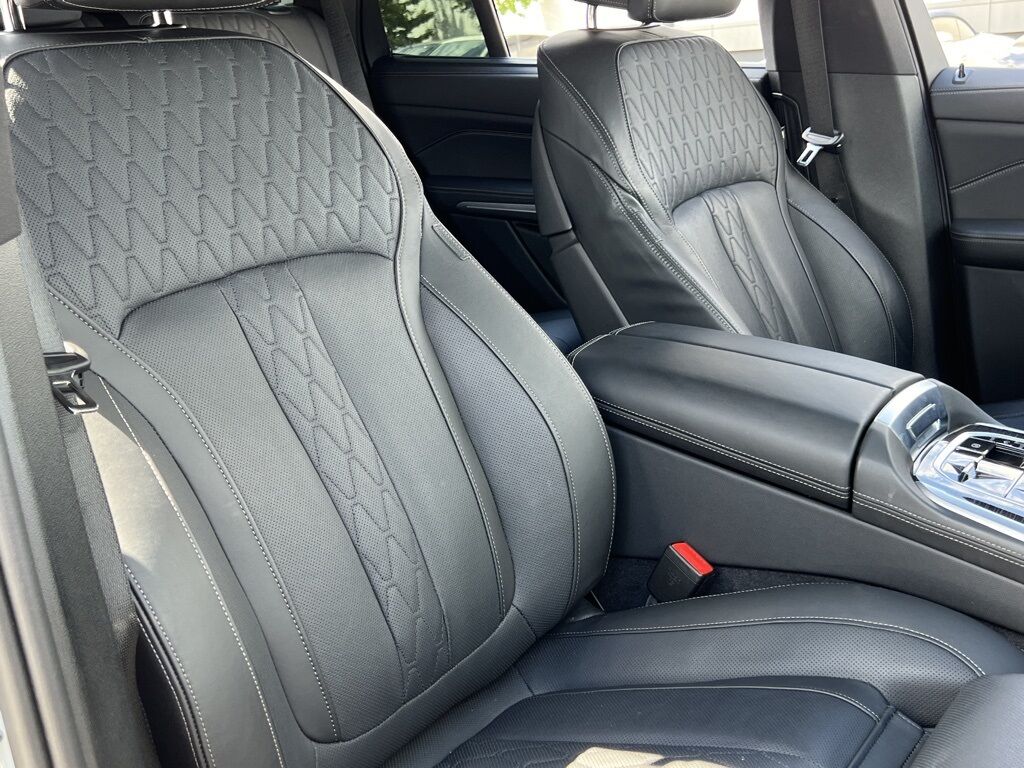 2025 Bmw X5 M60i photo 33