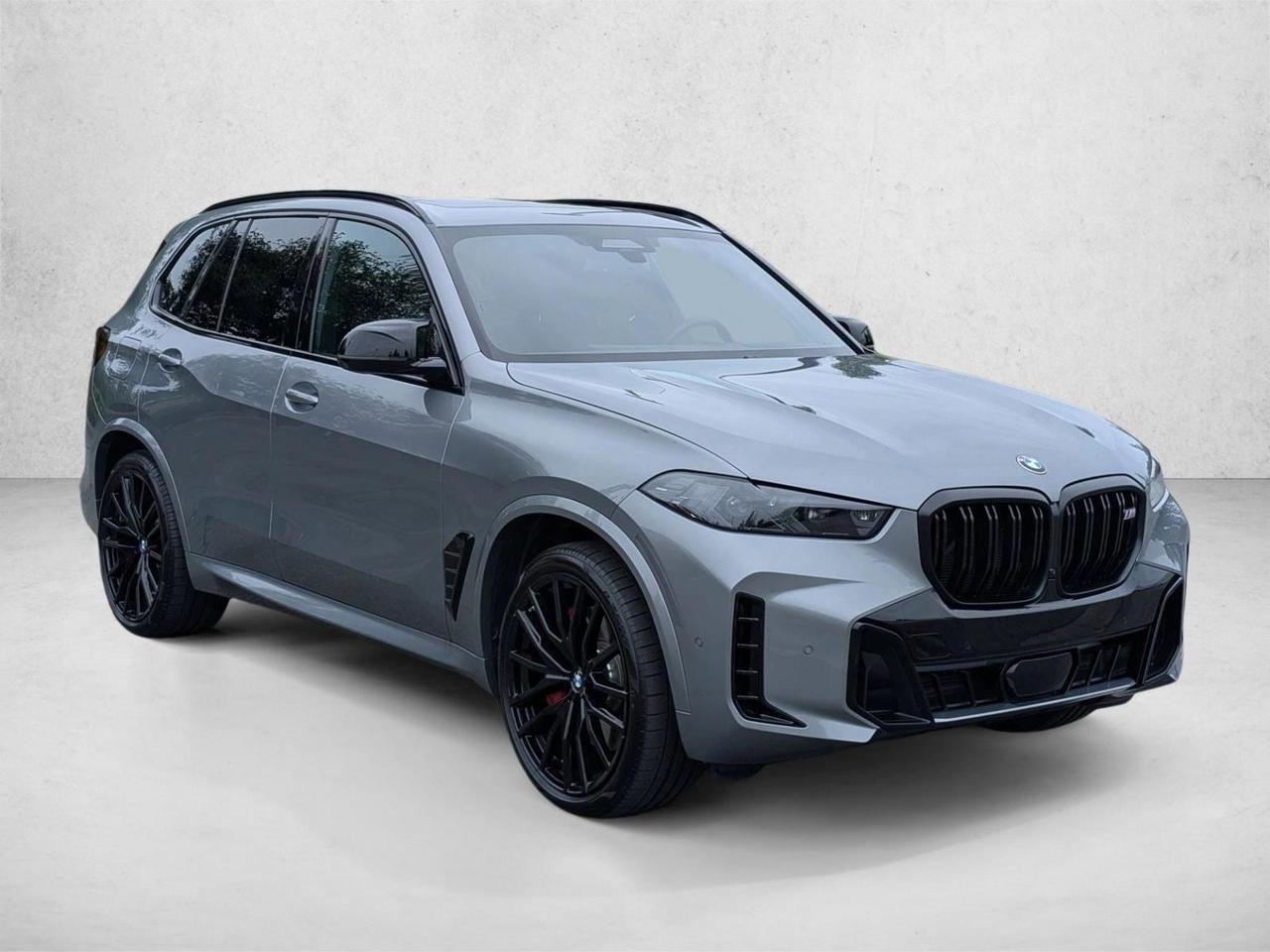 2025 BMW X5 M60i