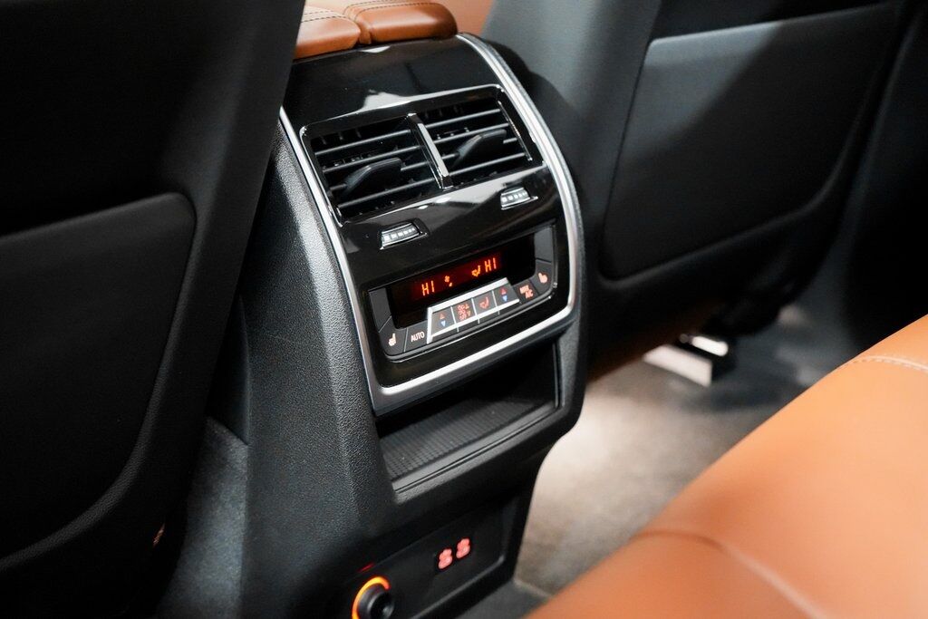 2025 BMW X5 M60i Tigard OR