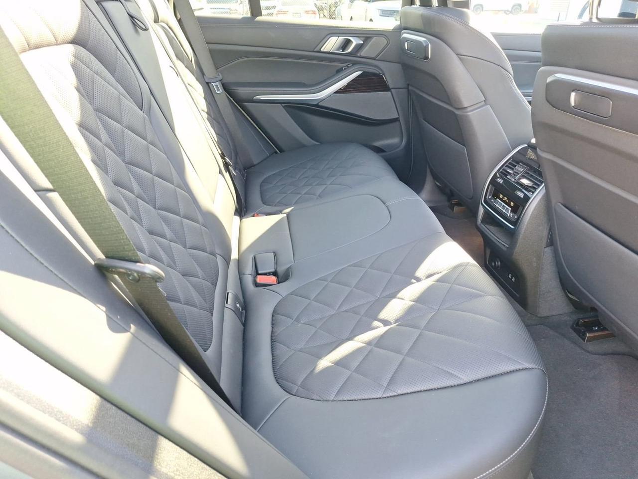 2025 BMW X5 sDrive40i Hurst TX