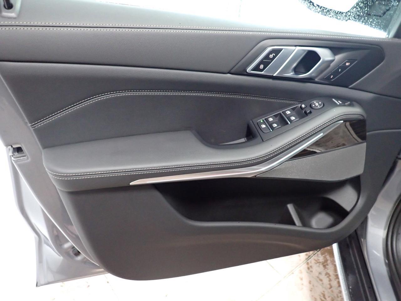2025 BMW X5 xDrive40i AWD *HYBRID* LEATHER NAVI PANO SUNROOF Listowel ON