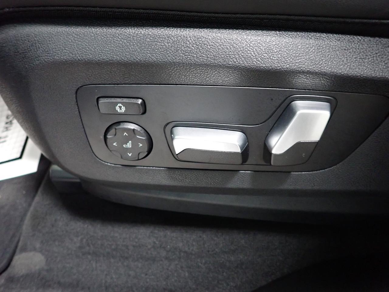 2025 BMW X5 xDrive40i AWD *HYBRID* LEATHER NAVI PANO SUNROOF Listowel ON