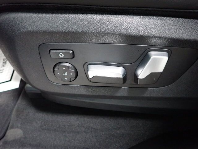2025 BMW X5 xDrive40i AWD *HYBRID* LEATHER NAVI PANO SUNROOF Listowel ON