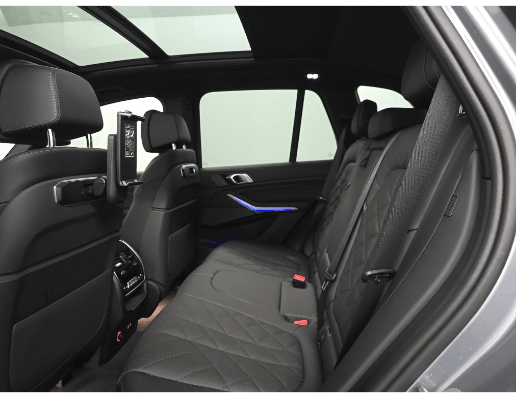 2025 BMW X5 xDrive40i Head-Up Display Harman Kardon Sound Portland OR