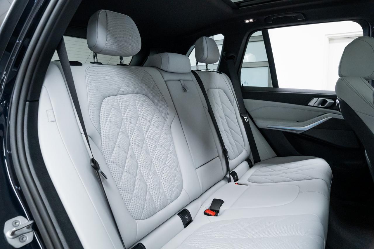 2025 BMW X5 xDrive50e 1 Owner M Sport Package Premium Package Portland OR