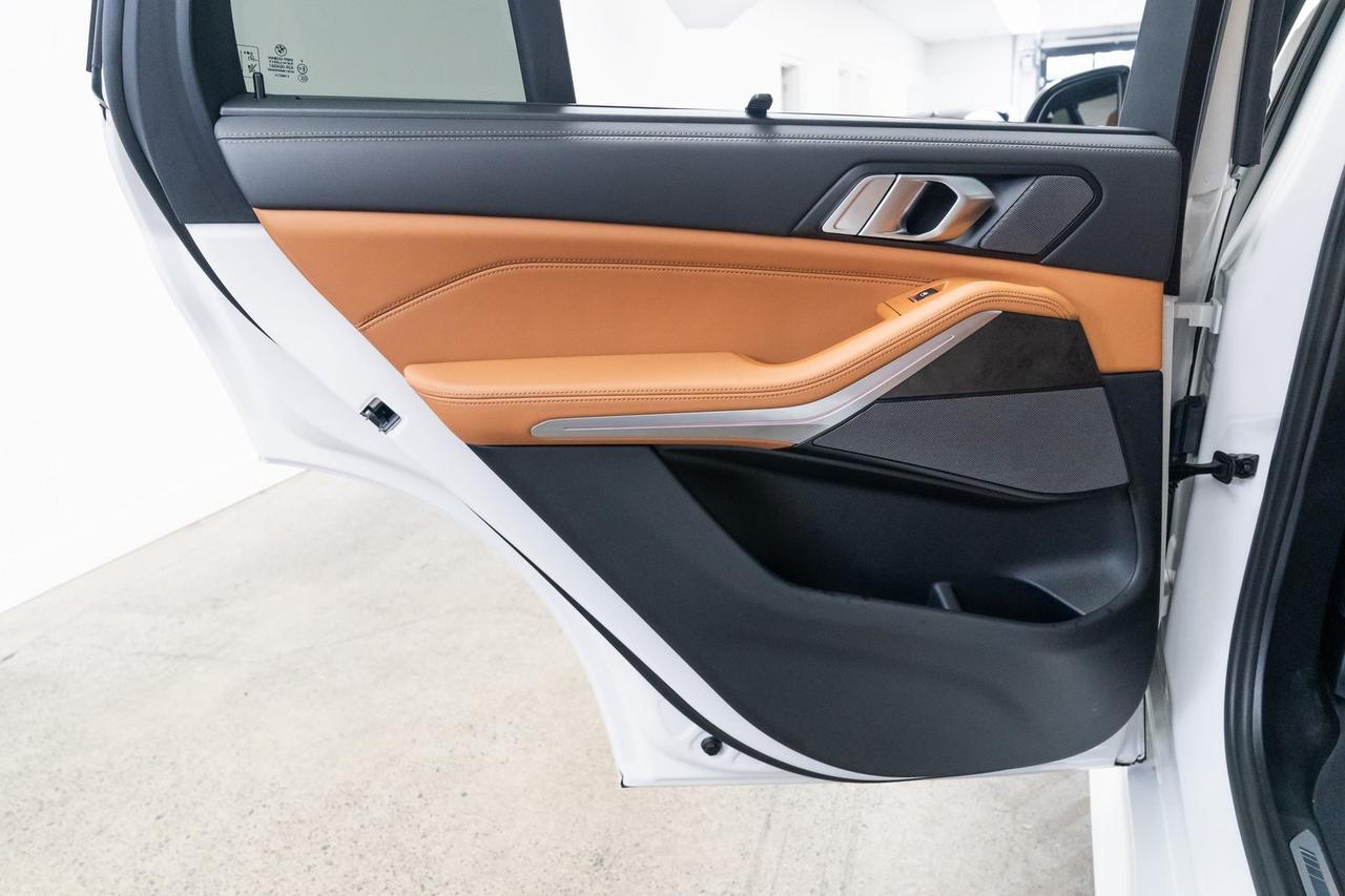 2025 BMW X5 xDrive50e 1 Owner Vented Seats Harman/ Kardon Audio Portland OR
