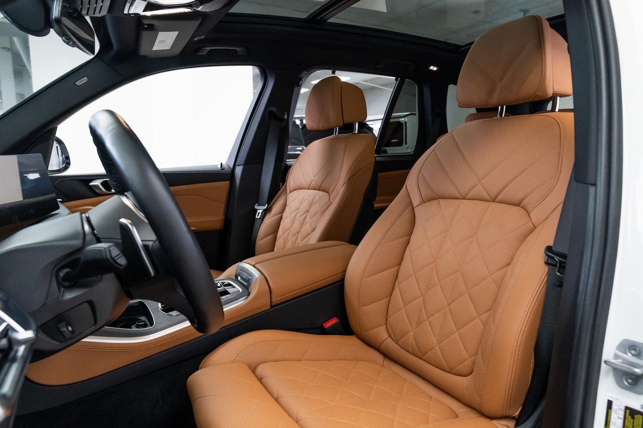 2025 BMW X5 xDrive50e 1 Owner Vented Seats Harman/ Kardon Audio Portland OR