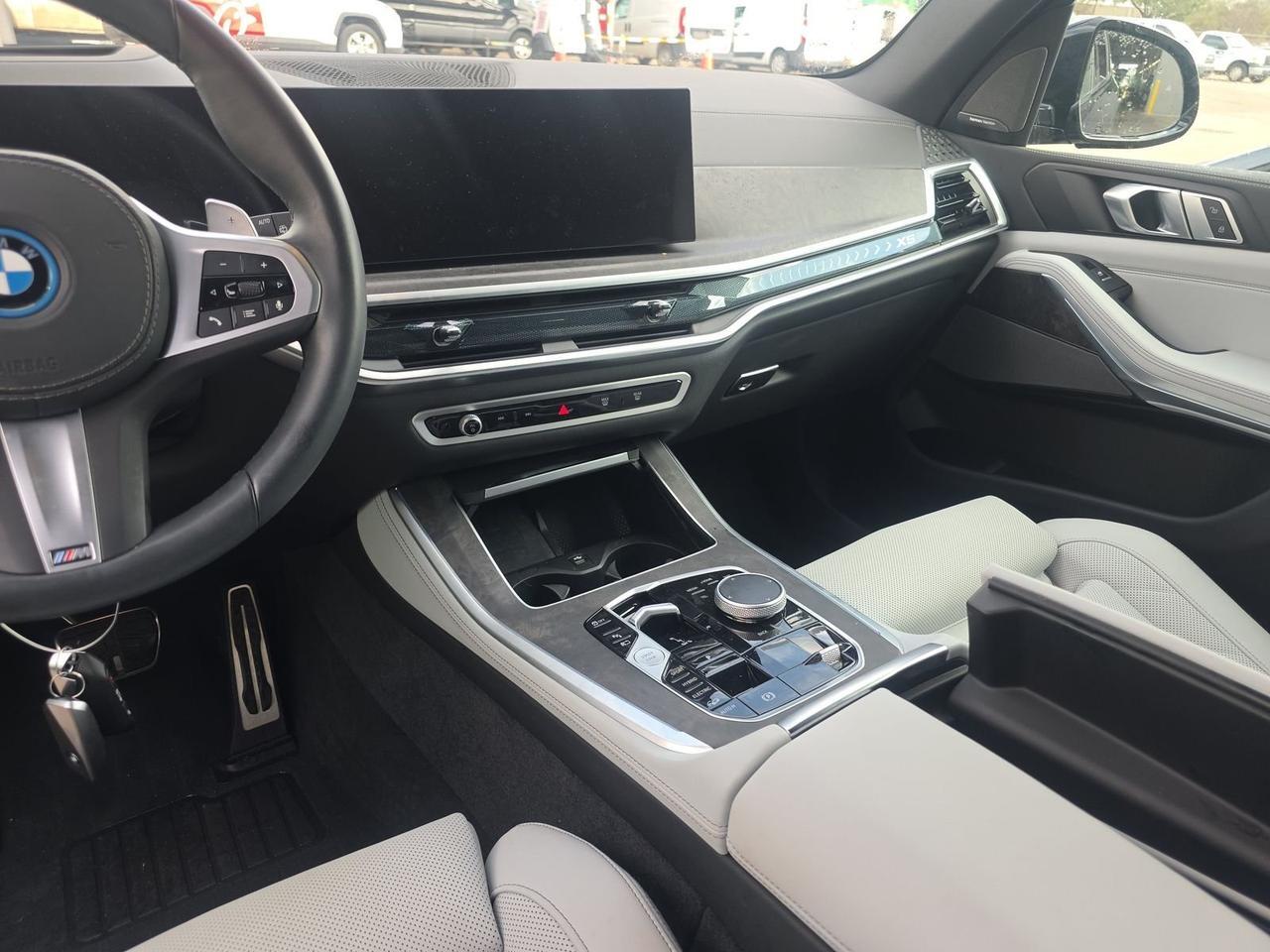 2025 BMW X5 xDrive50e Harman Kardon Sound Parking Assistant Portland OR