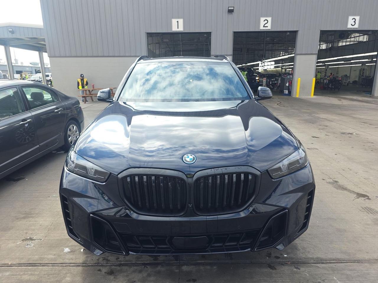 2025 BMW X5 xDrive50e Harman Kardon Sound Parking Assistant Portland OR