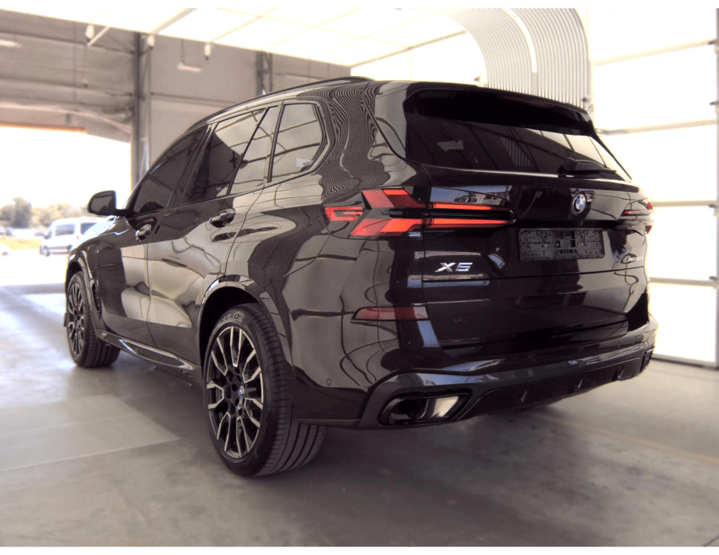 2025 BMW X5 xDrive50e Head Up Display Harman Kardon Sound Portland OR