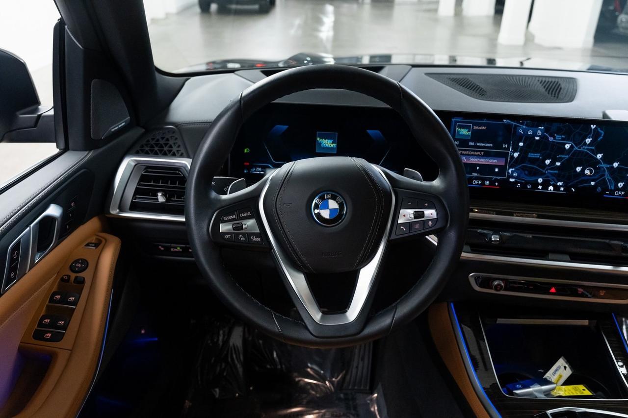 2025 BMW X5 xDrive50e Heated Seats Harman/ Kardon Audio Panoramic Moonro Portland OR