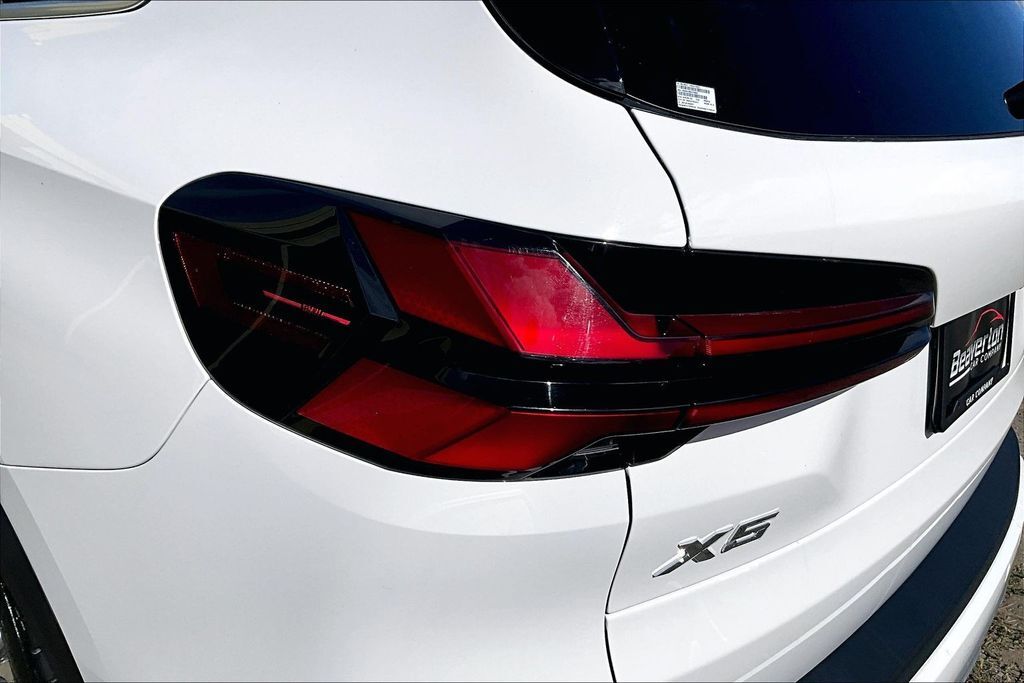 2025 BMW X5 xDrive50e OR