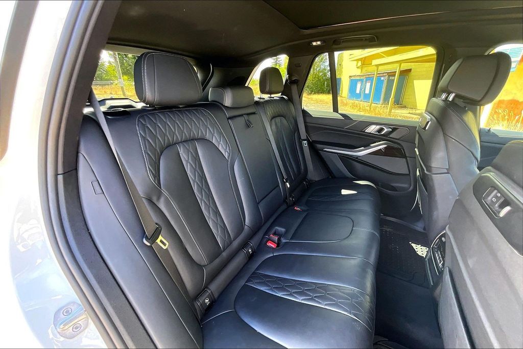 2025 BMW X5 xDrive50e OR