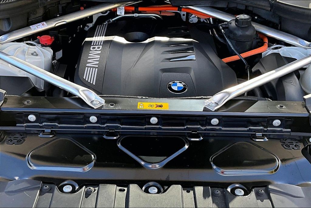 2025 BMW X5 xDrive50e OR
