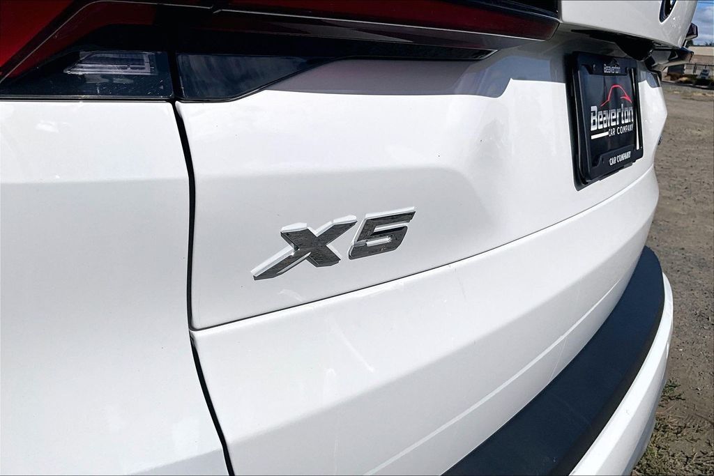 2025 BMW X5 xDrive50e OR