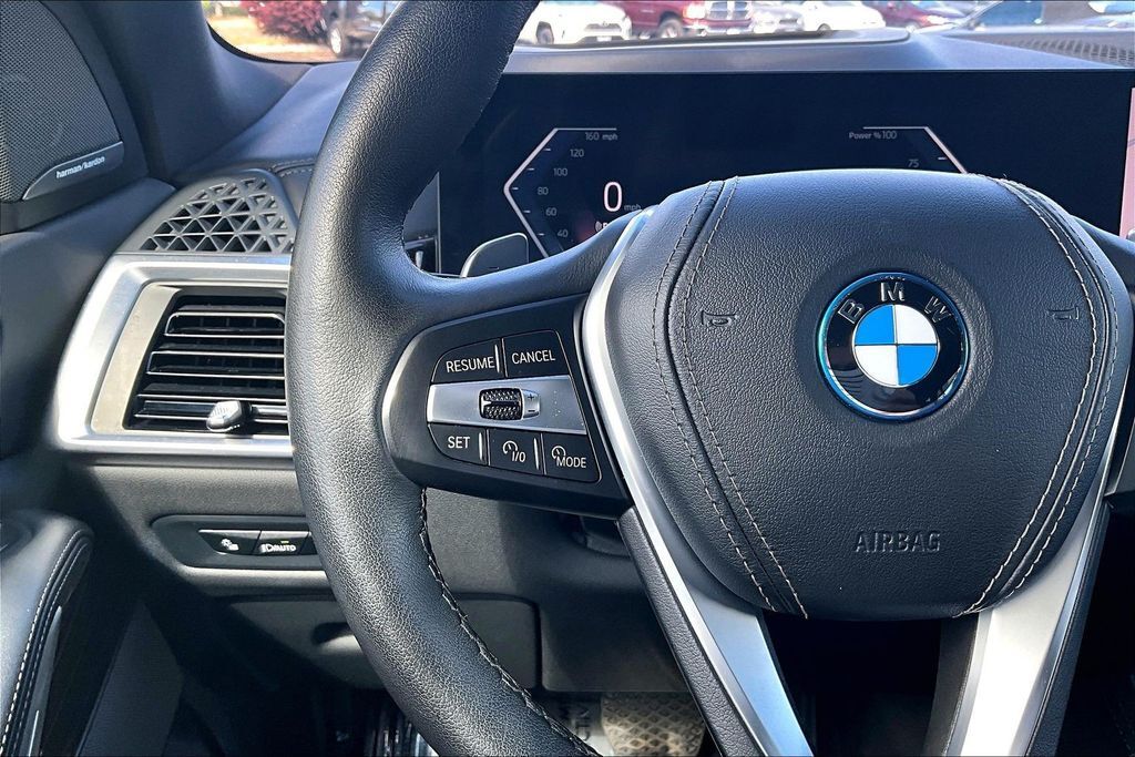 2025 BMW X5 xDrive50e OR