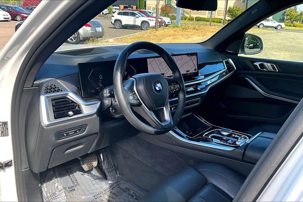 2025 BMW X5 xDrive50e OR