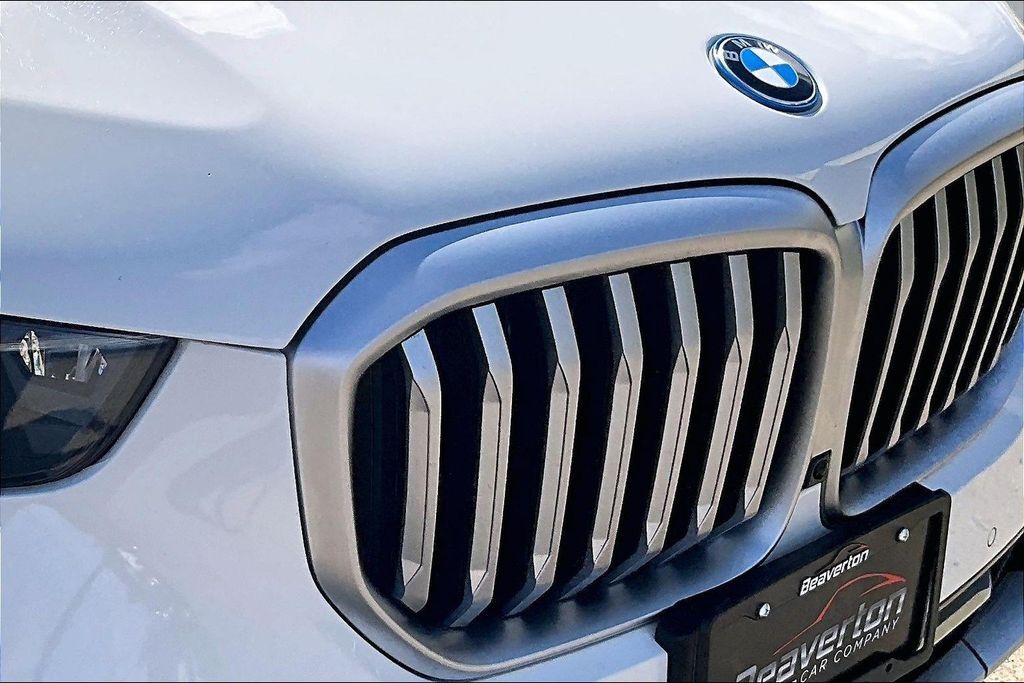 2025 BMW X5 xDrive50e OR