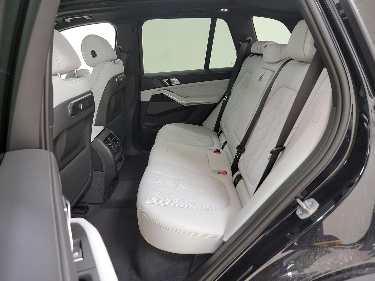 2025 BMW X5 xDrive50e M Sport Package Harman Kardon Sound Portland OR