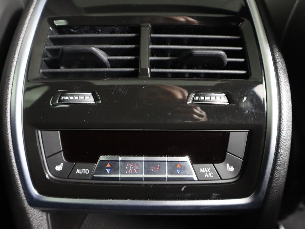 2025 BMW X5 xDrive50e Plug-In Hybrid Premium w/Climate Comfort Maumee OH