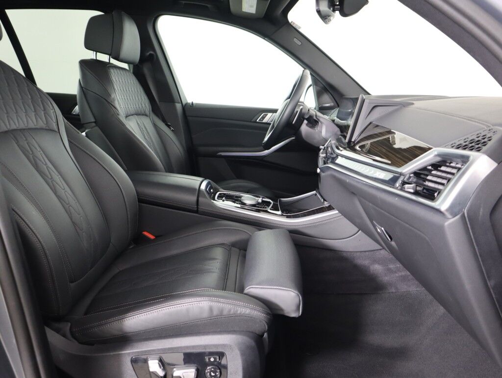2025 BMW X5 xDrive50e Plug-In Hybrid Premium w/Climate Comfort Maumee OH