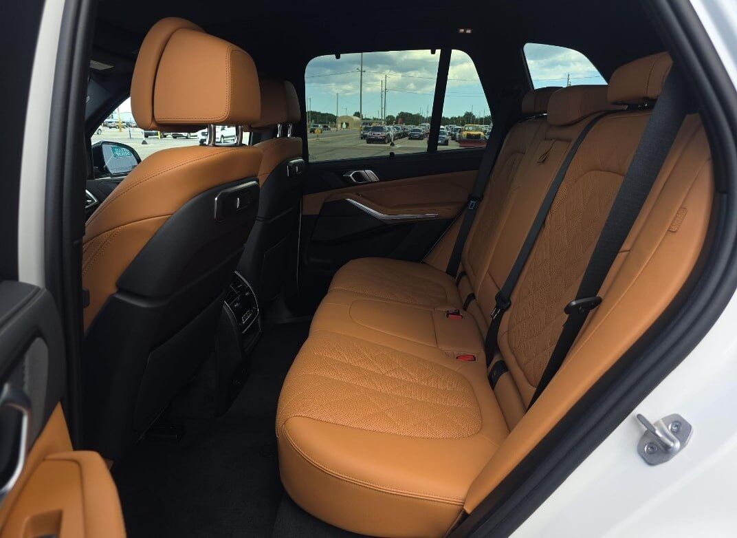 2025 BMW X5 xDrive50e Ventilated Seats Harman Kardon Sound Portland OR