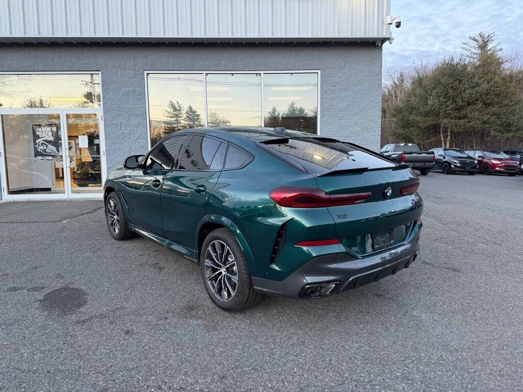 2025 BMW X6 M60i