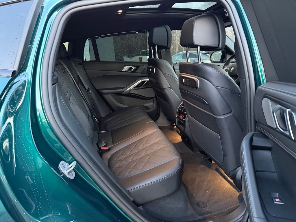 2025 BMW X6 M60i Orange MA