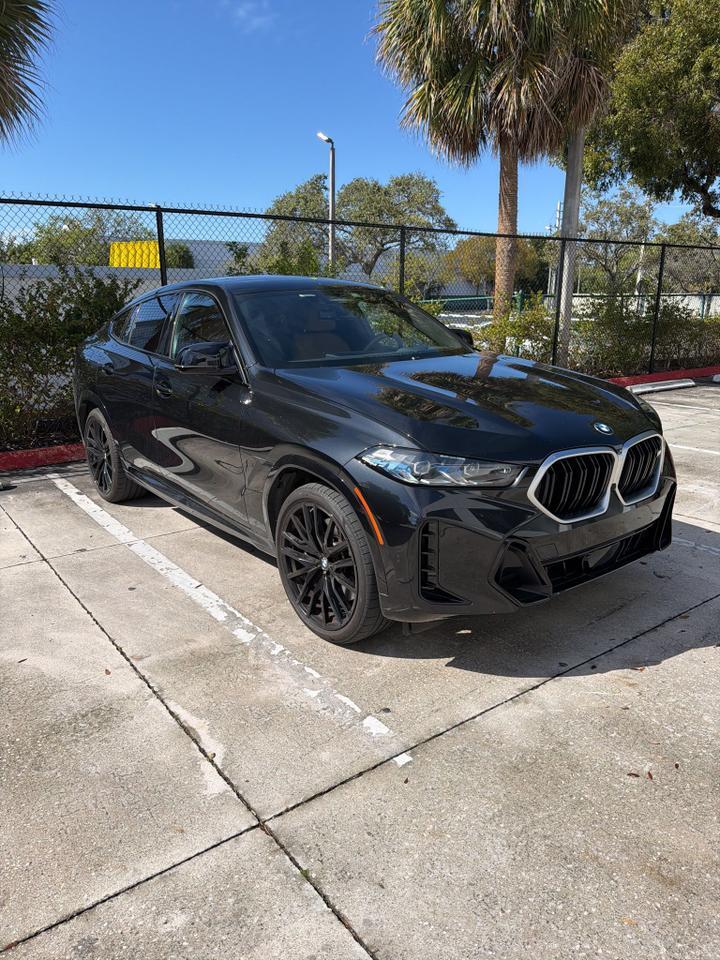 2025 BMW X6