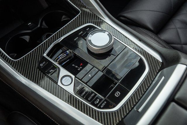 2025 BMW X6 M60i  Selma TX