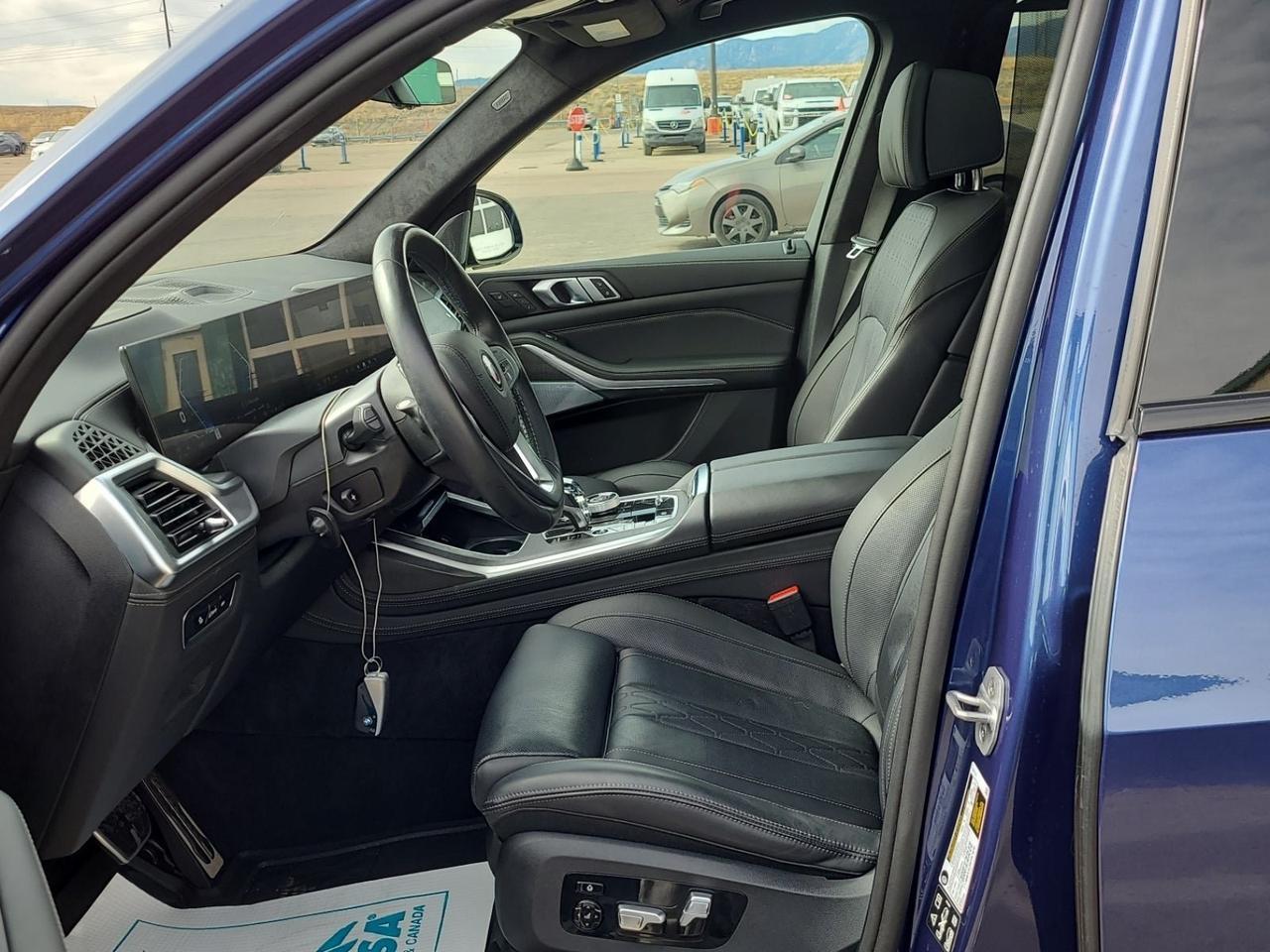 2025 BMW X7 ALPINA XB7 Second Row Captains Chairs Bowers &amp; Wilkins Sound Portland OR