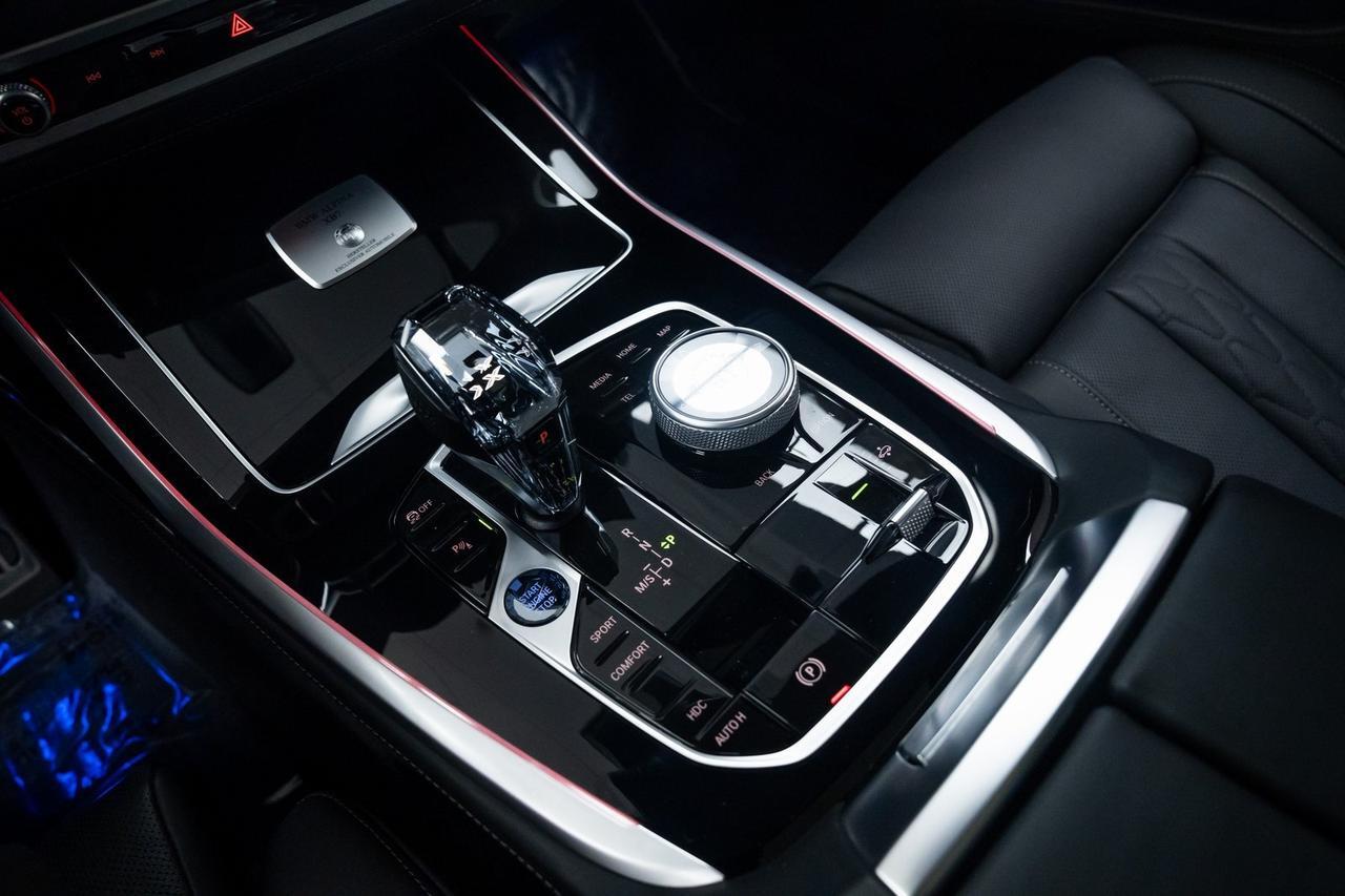 2025 BMW X7 ALPINA XB7 Vented Seats Black Full Merino Leather Portland OR