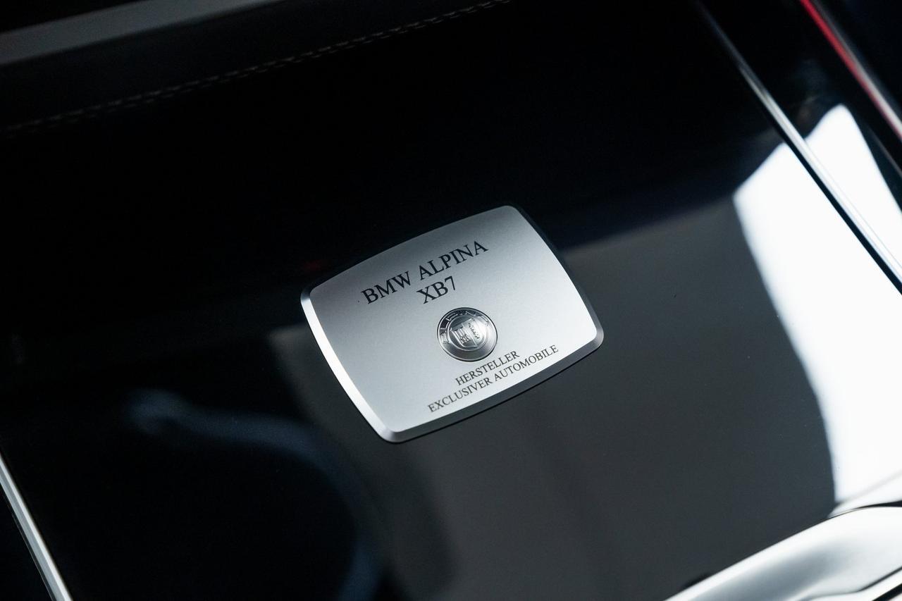 2025 BMW X7 ALPINA XB7 Vented Seats Black Full Merino Leather Portland OR