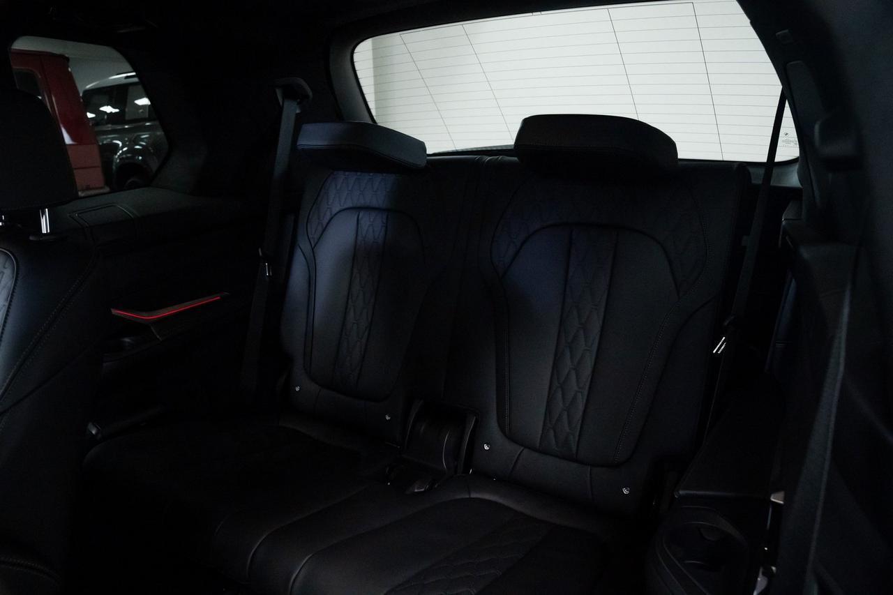 2025 BMW X7 ALPINA XB7 Vented Seats Black Full Merino Leather Portland OR