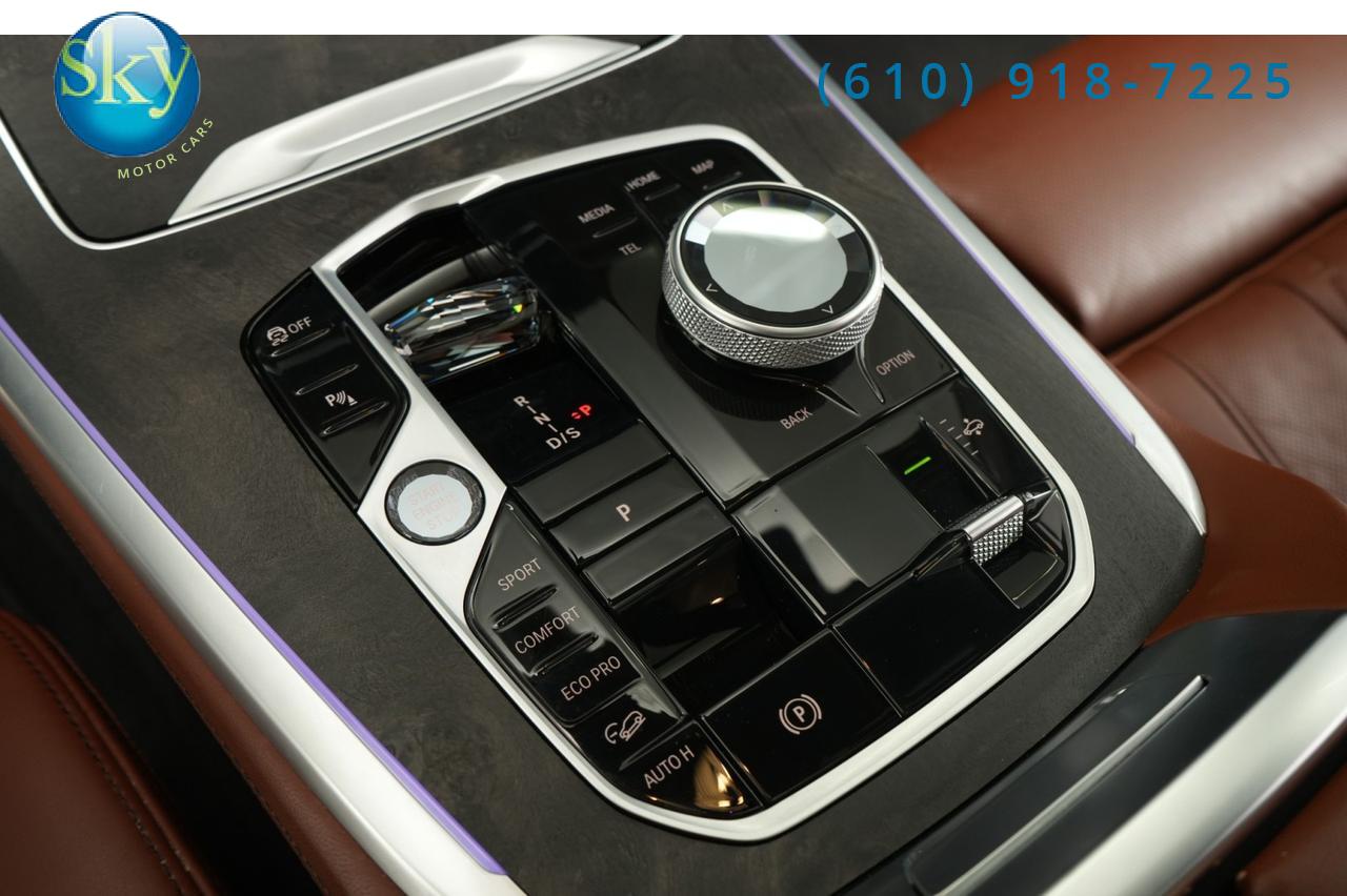 2025 BMW X7 AWD M60i Driver AssIst & Executive PKGS 7-PASSENGER West Chester PA