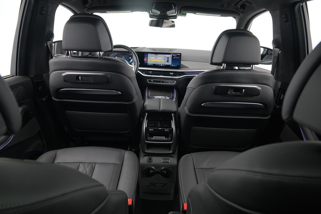 2025 BMW X7 M60i Miami FL