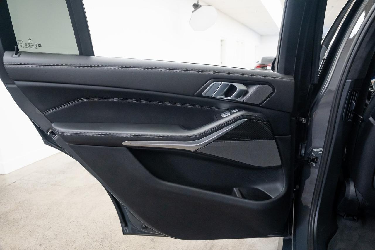 2025 BMW X7 M60i 1-Owner Executive Package Driving Assistance Pro Portland OR