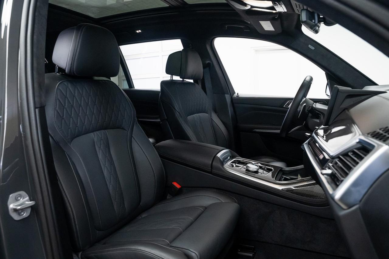 2025 BMW X7 M60i 1 Owner Vented Seats Executive Package Portland OR