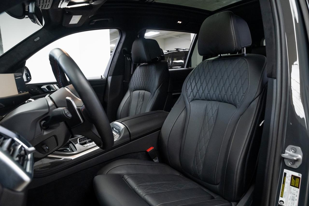 2025 BMW X7 M60i 1 Owner Vented Seats Executive Package Portland OR