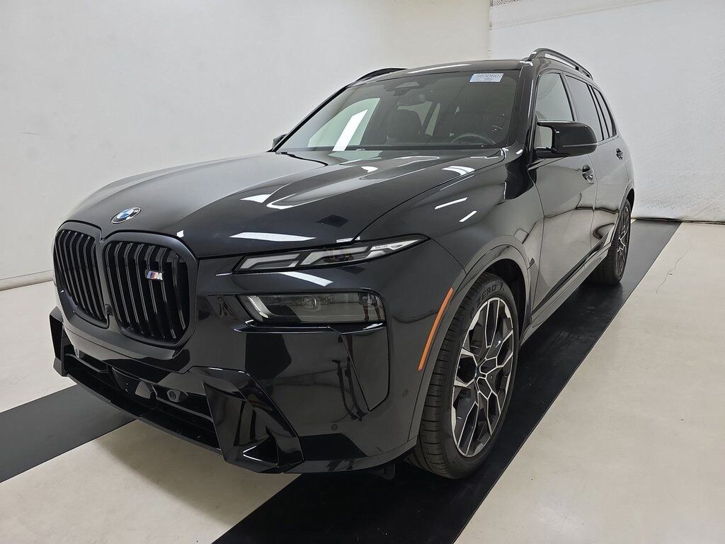 2025 BMW X7 M60i
