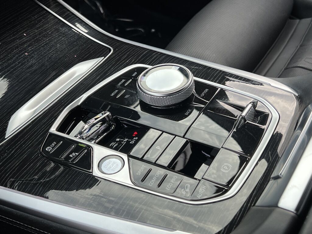 2025 BMW X7 M60i Indianapolis IN