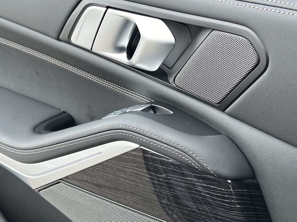 2025 BMW X7 M60i Indianapolis IN