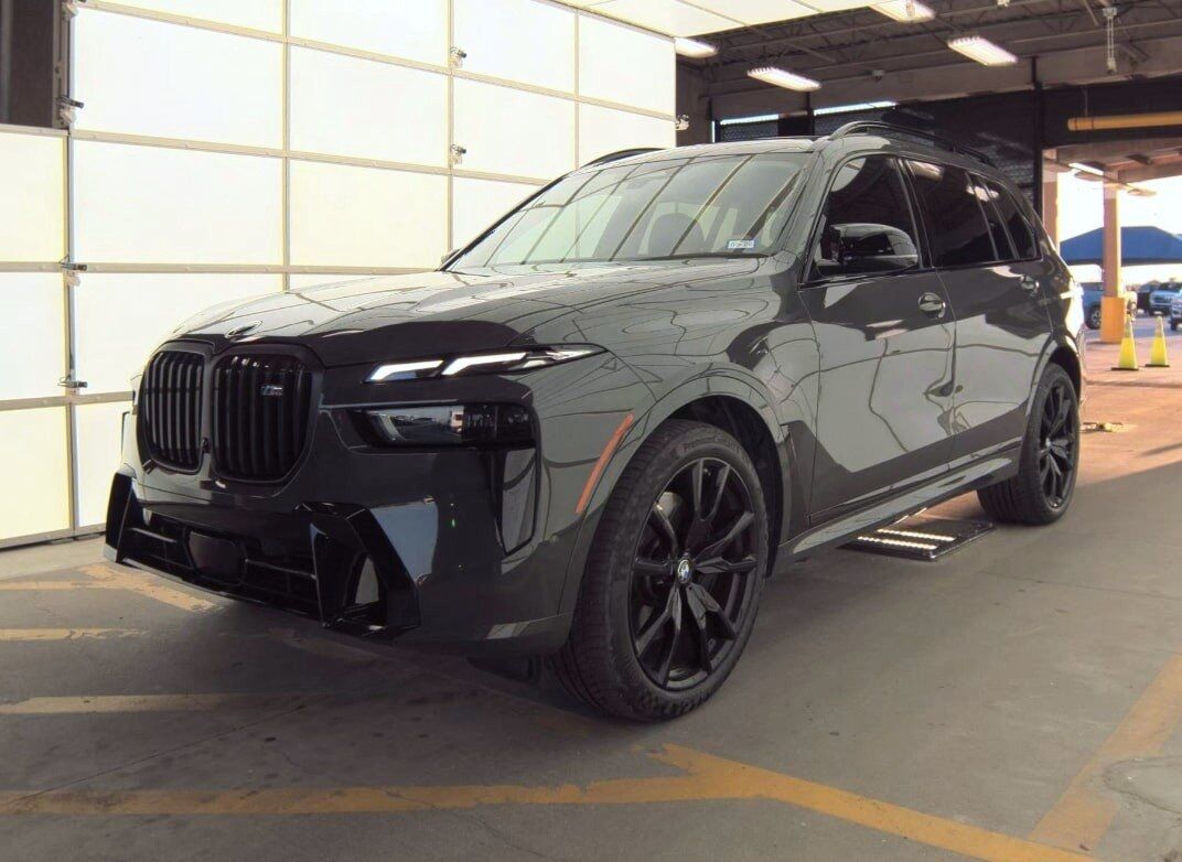 2025 BMW X7 M60i Massage Seats Adaptive Cruise Portland OR
