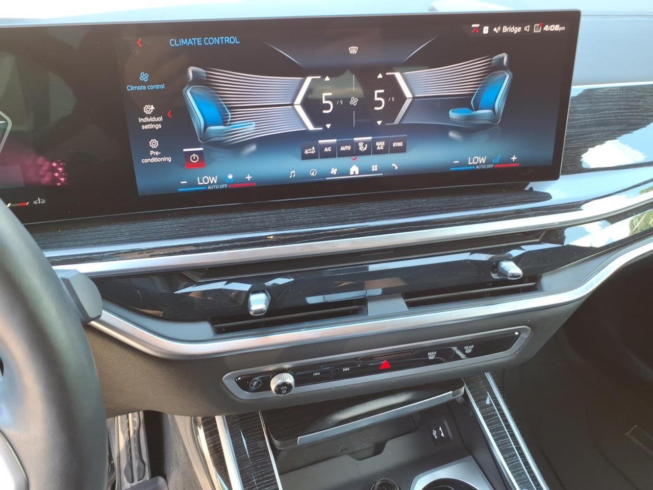 2025 BMW X7 M60i Roanoke VA